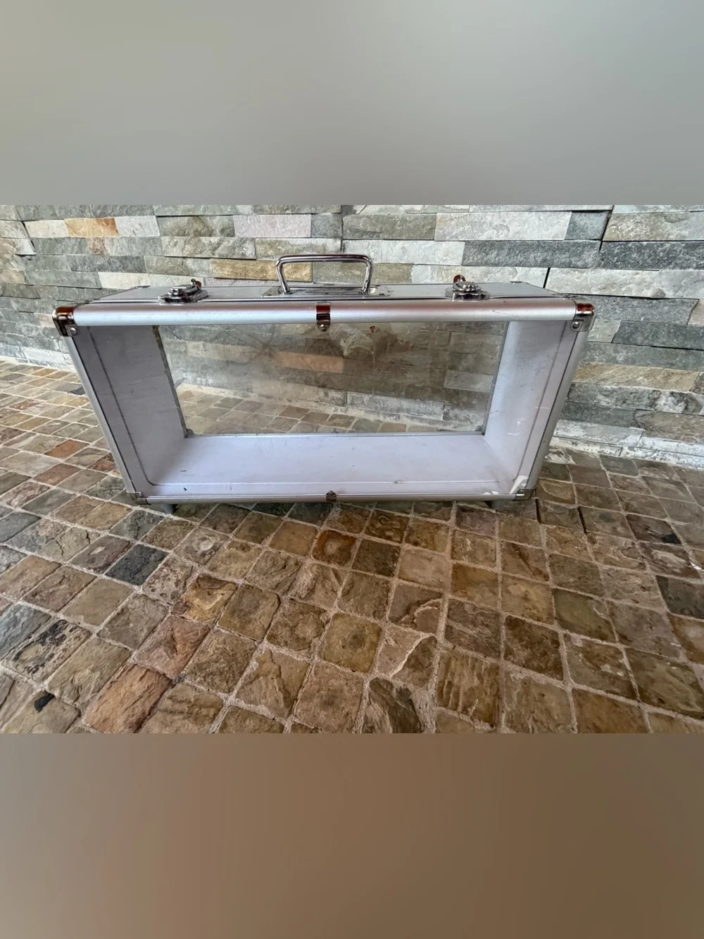 Patrón Metal display Case - Silver